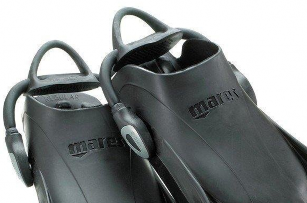 Mares Avanti Quattro Plus Adjustable Heel Strap Fins Review – Are They ...